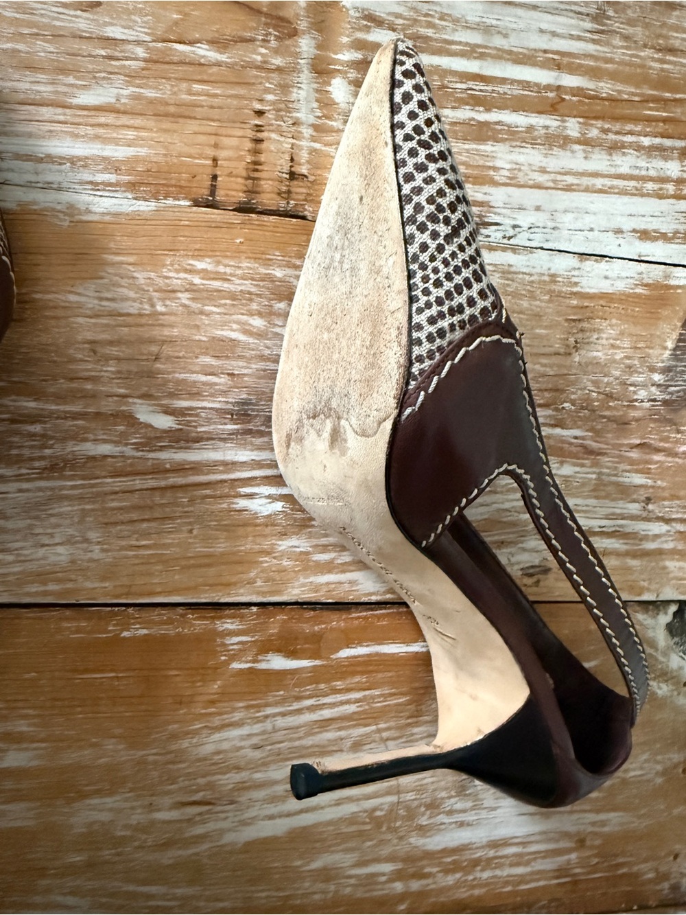 Manolo Blahnik Brown Spotted Canvas & Leather Slingback Pumps 38 - Picture 5 of 16